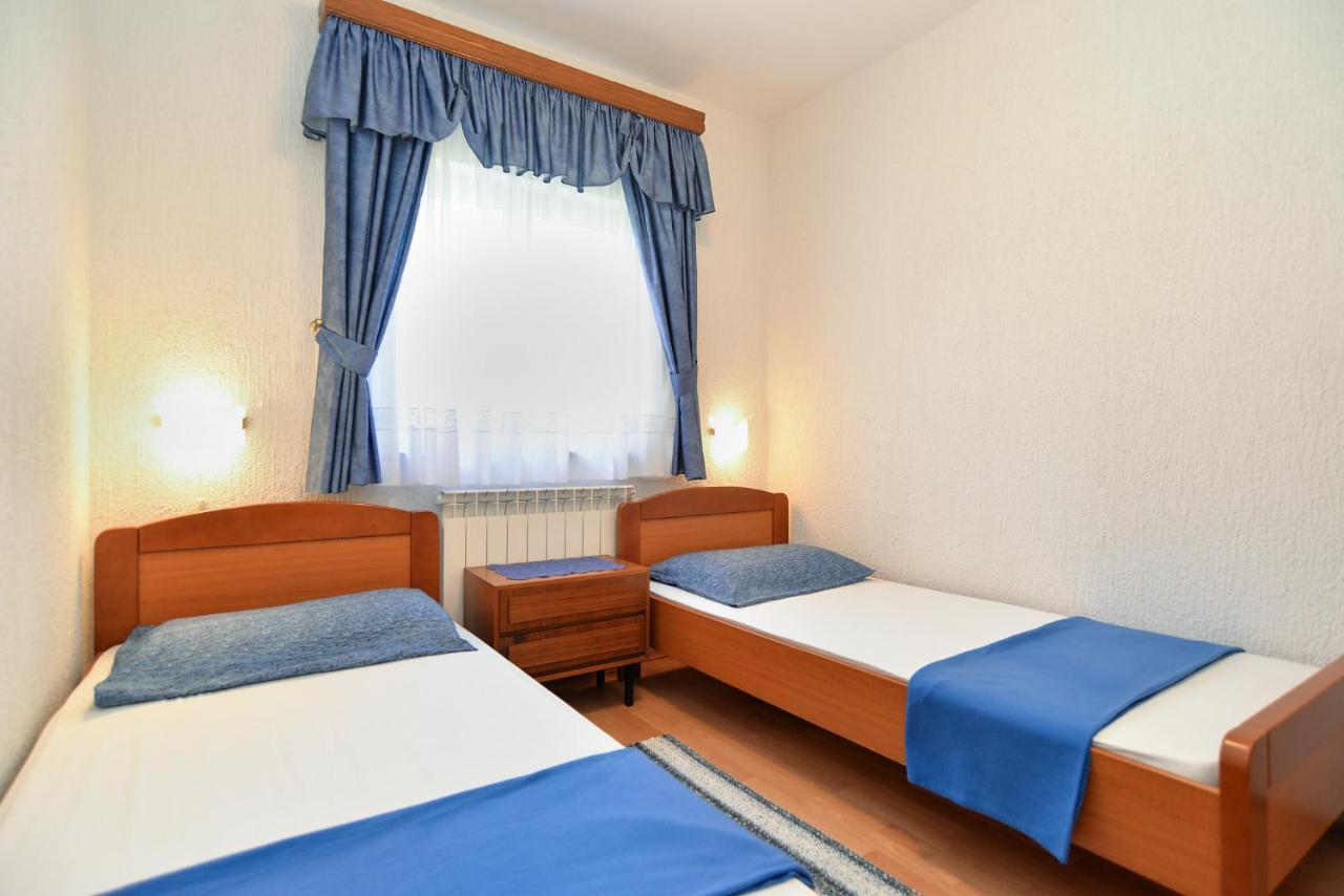 Apartments Vrcevan 811 Медулин Екстер'єр фото